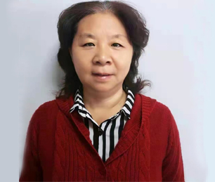 李芳.jpg